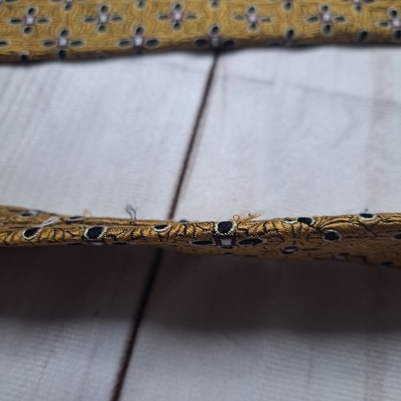 J.Z. Richard's All Silk Tie Hand Made in America - Picture 5 of 12